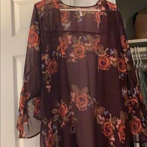 Burgundy kimono with bell sleeves